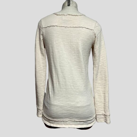 Eddie Bauer Oatmeal Ruffle & Raw Edging Button Down Cardigan Top - Picture 2 of 11